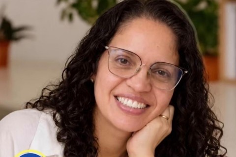 🌟 UMA NOVA VOZ PARA A INCLUSÃO: VIVIANE OLIVEIRA CHEGA AO GRUPO PAPO DE ARTISTA BAHIA