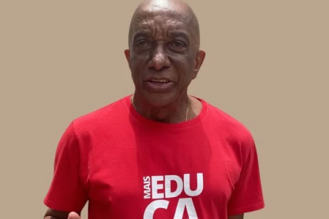 Professores seguem em greve e cobram diálogo com Prefeitura de Salvador: