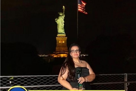 🌎 ESCRITORA GOIANA CONQUISTA NOVA YORK: RENATA DA COSTA RECEBE O TÍTULO DE MELHOR ESCRITORA DO MUNDO NO BEST GLOBAL AWARD