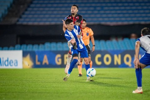 Determinação e elenco unido: Vitória celebra resultado importante na Sul-Americana